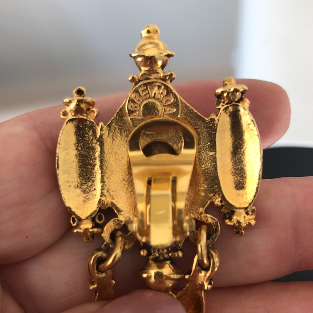 Large Designer Earring - Picture 5 of 9